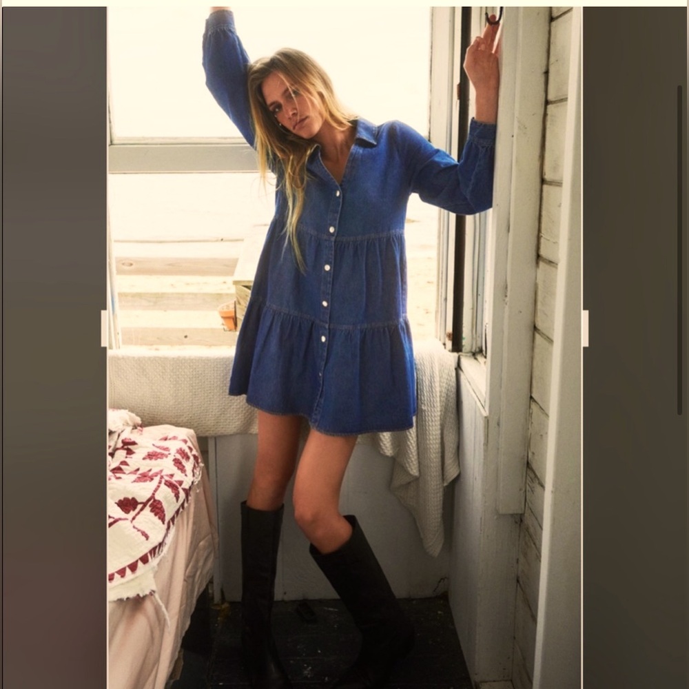 ZARA Trendy Tiered Denim Dress with metal press buttons🔥🔥🔥 - Picture 3 of 10